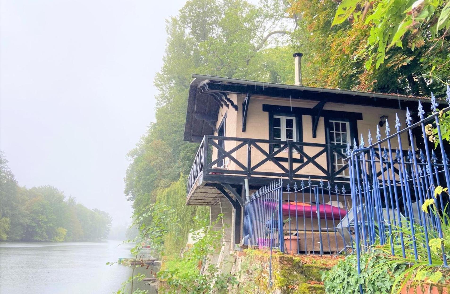 Le Chalet Bucolique Au Bord De L'Eau Olivet  Exterior photo